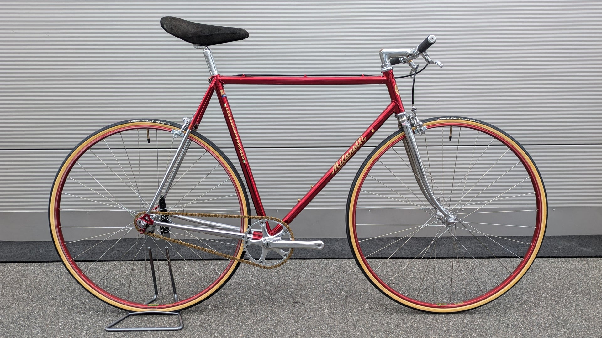 Milanetti Singlespeed – Rotes Cromovelato – Polierte Komponenten –  Einzigartiges Stadtrad – Goldensteelcycles
