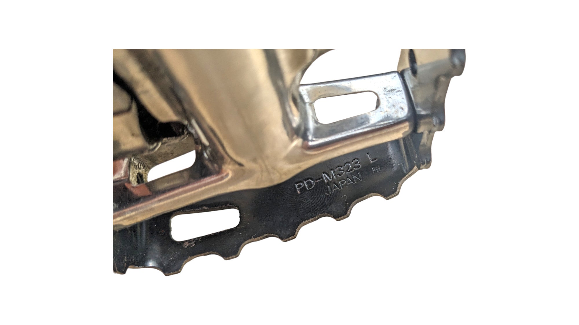 Shimano PD-M323 Japan Semi-Click Hybrid Pedals Clipless
