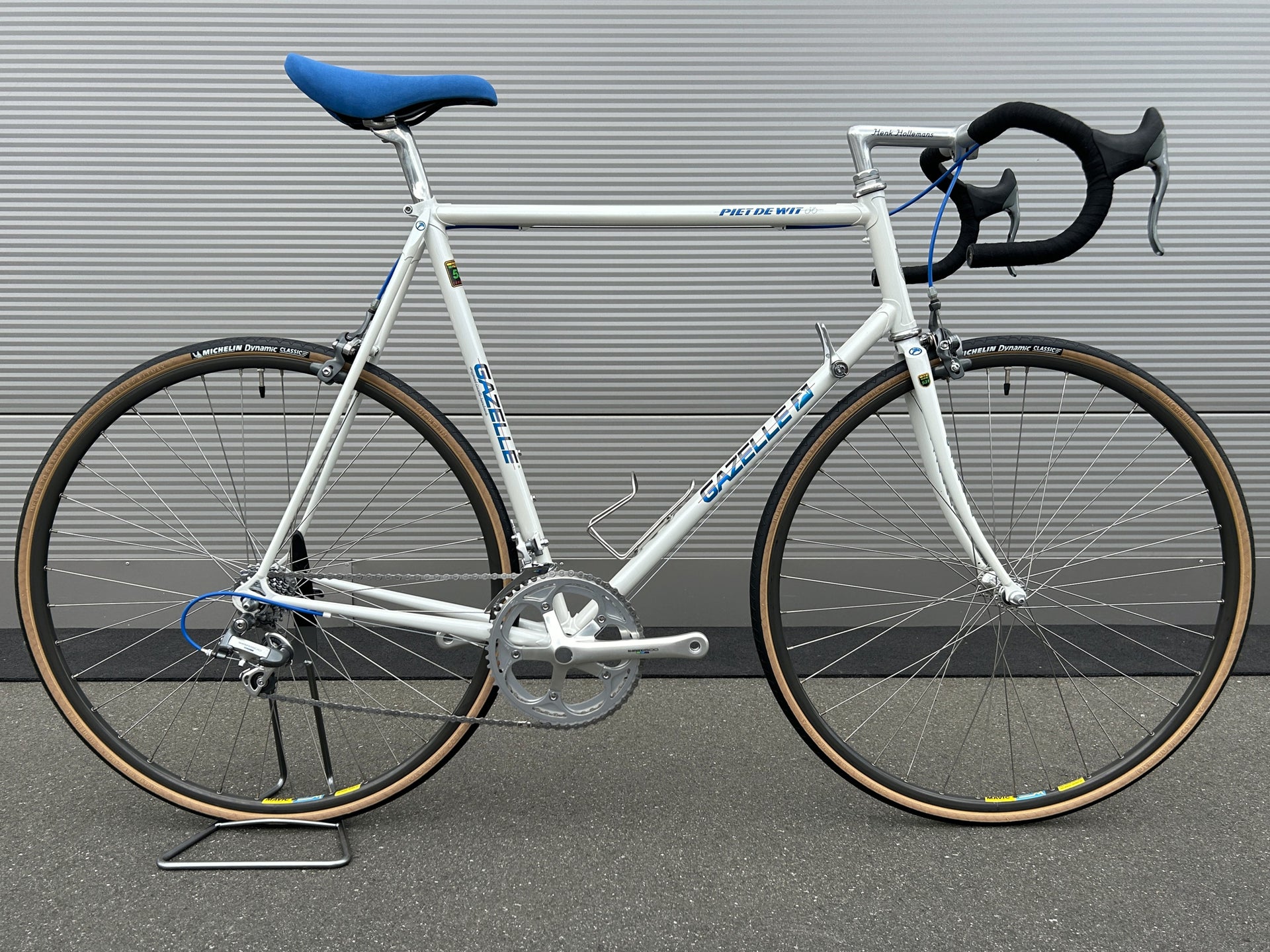Gazelle Piet de Wit Shimano Ultegra 600 Vintage Rennrad 1990s – Goldensteelcycles