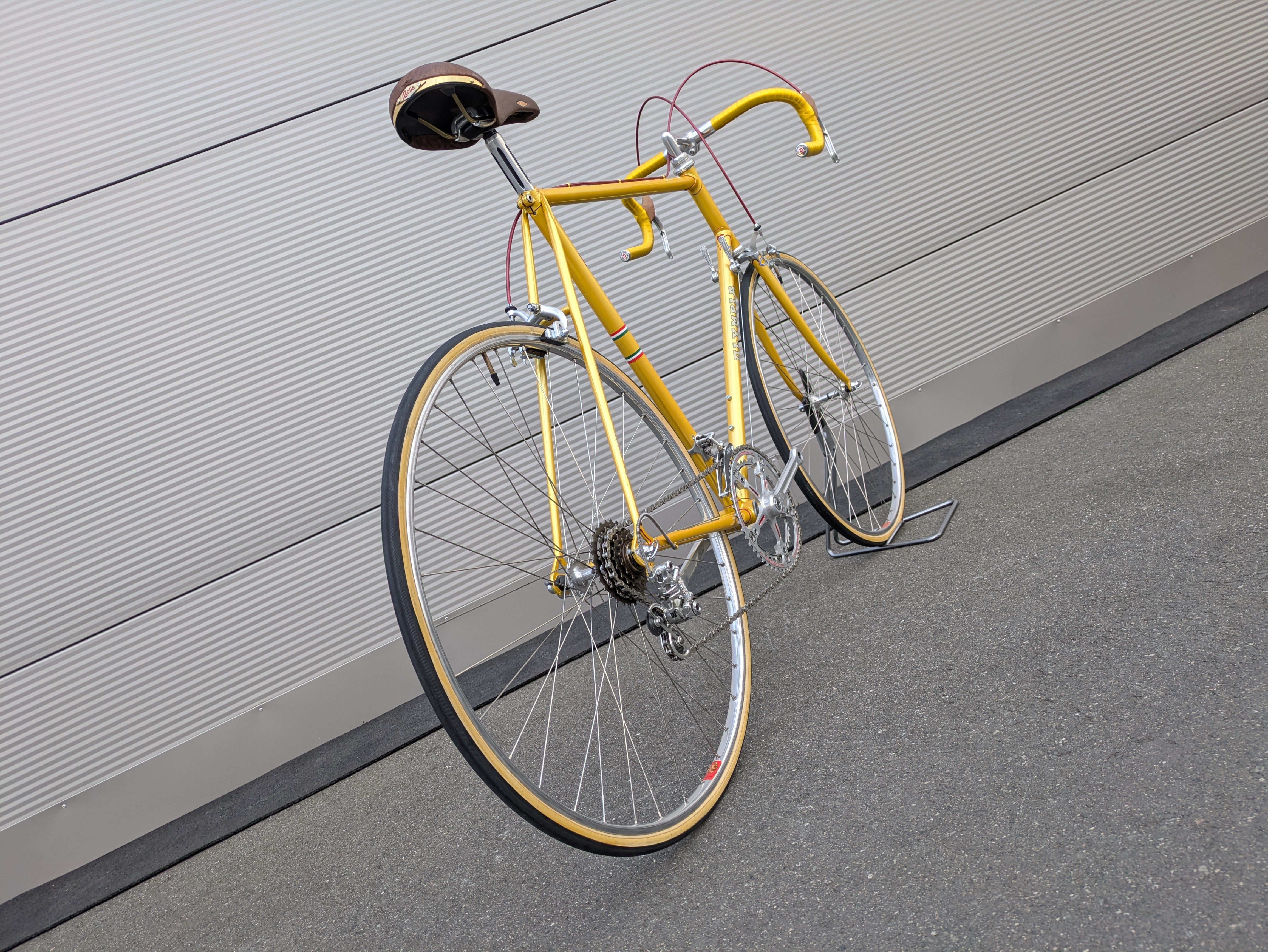 Olympia Italia Super – Goldenes Vintage-Rennrad aus Stahl – 1970er Jahre – Campagnolo