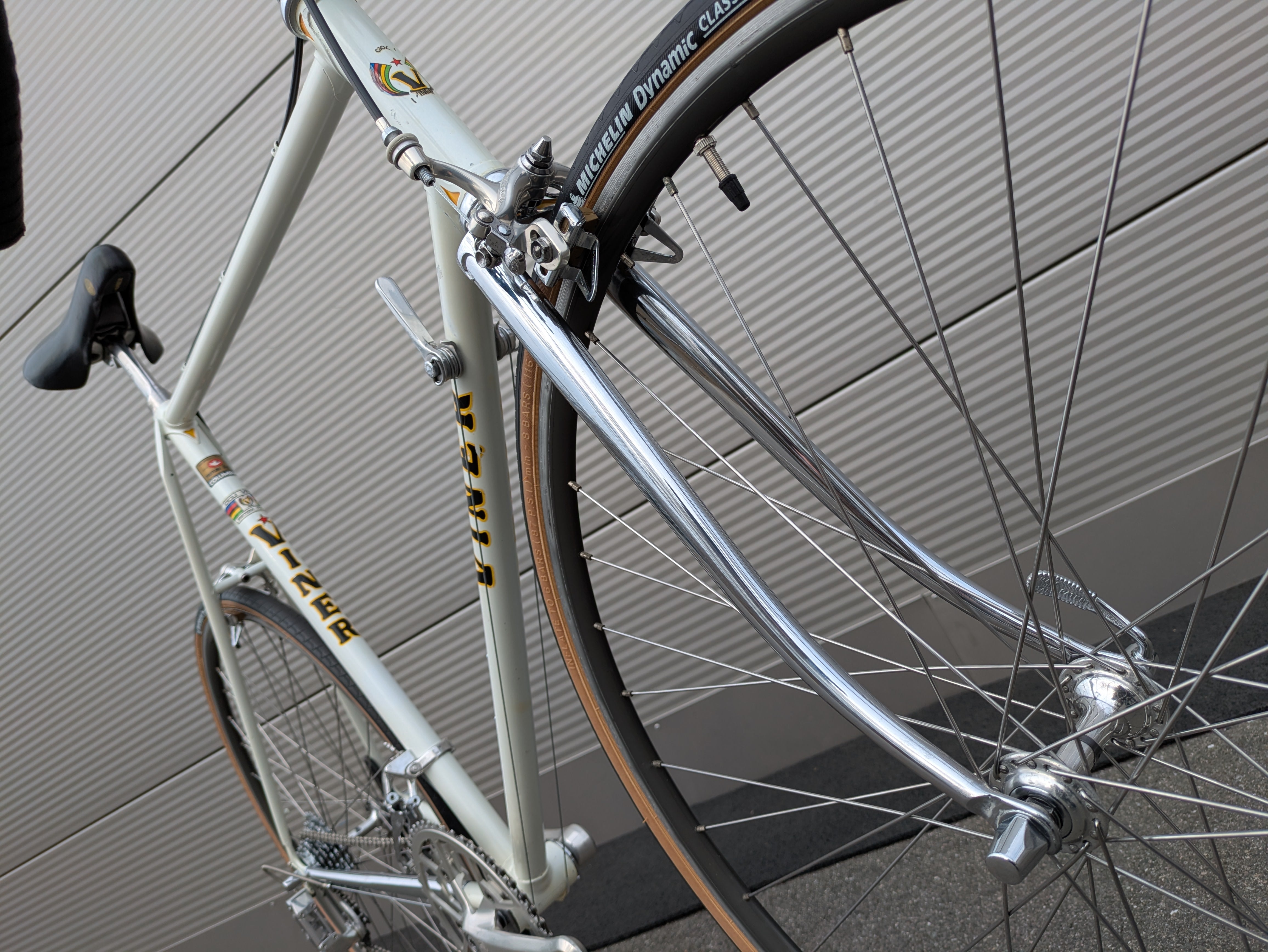 Viner - Retro Road Bike - 1980s - Campagnolo Victory - Eroica