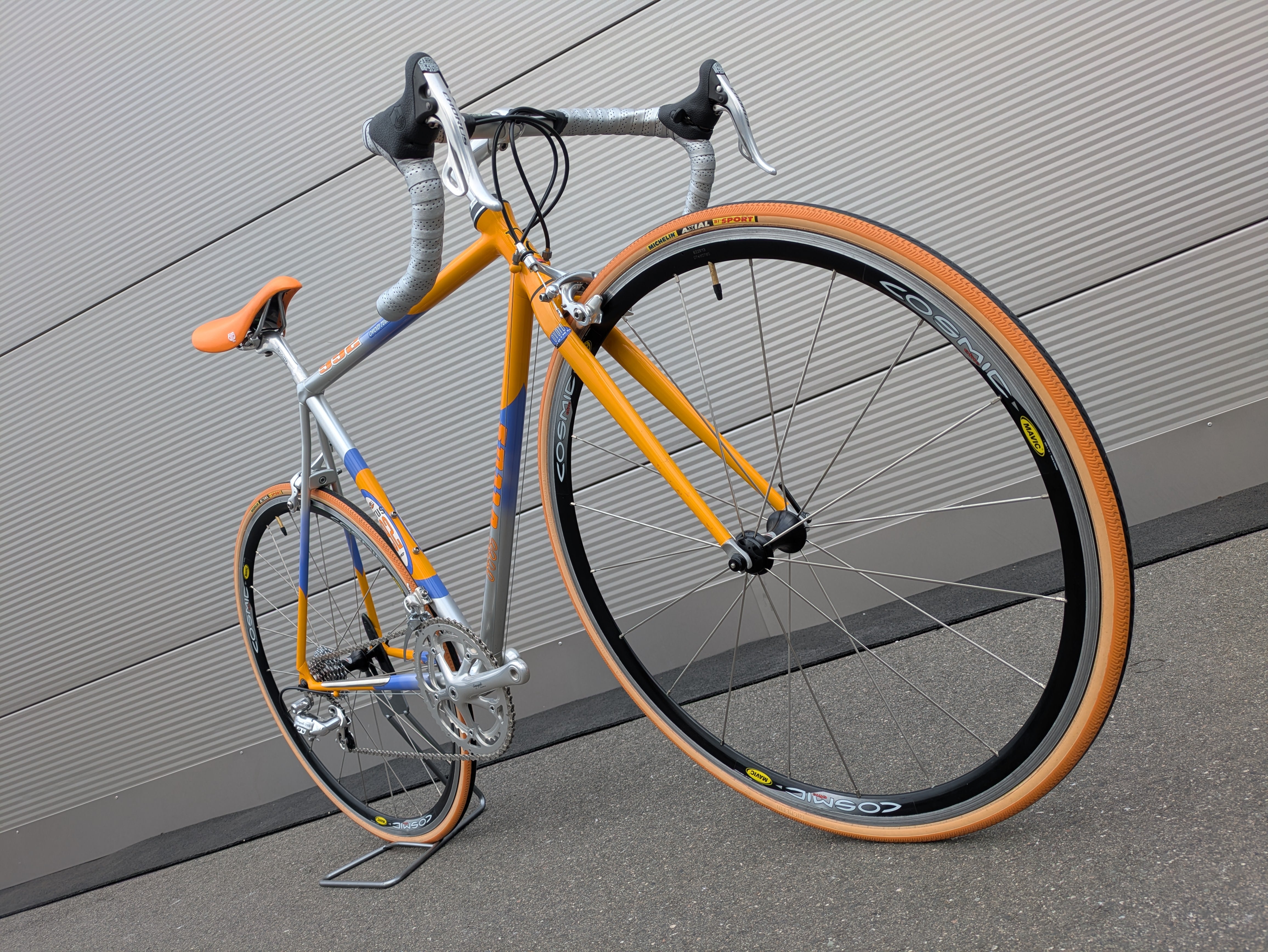 Vitus 992 Ovoid Comp Campagnolo Chorus Road Bike 1990s